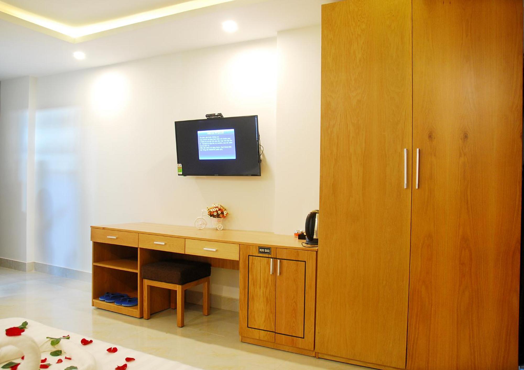 Trang Ngan Hotel By Thg Da Nang Exterior foto